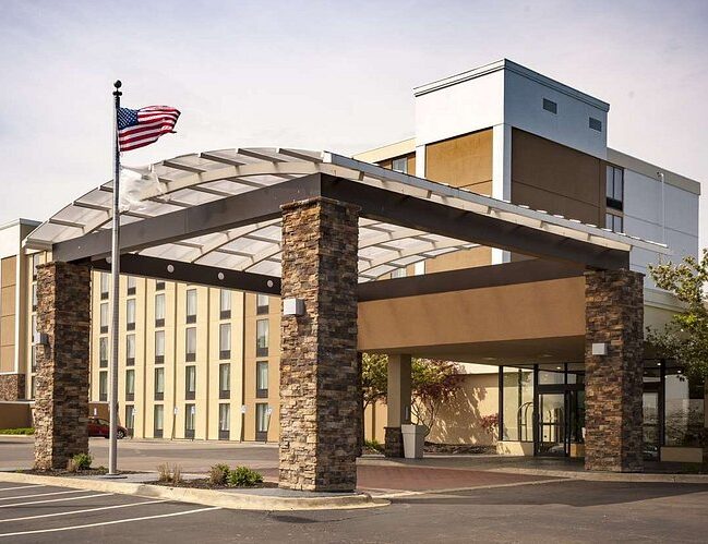 Best Western Plus Strongsville